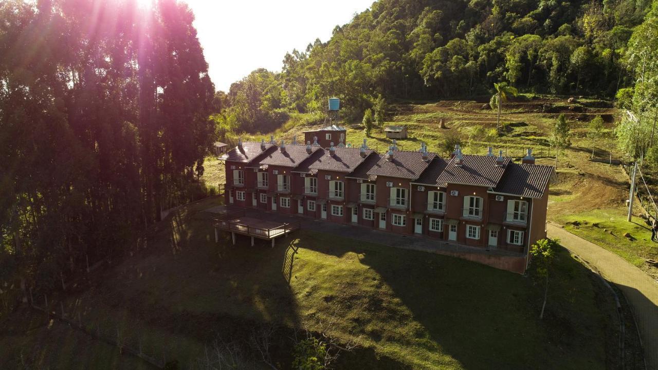 Stillo Gramado Linha Bonita, Charme E Tranquilidade Exteriér fotografie